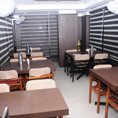 Rājahmundry Hotel Surya المظهر الخارجي الصورة