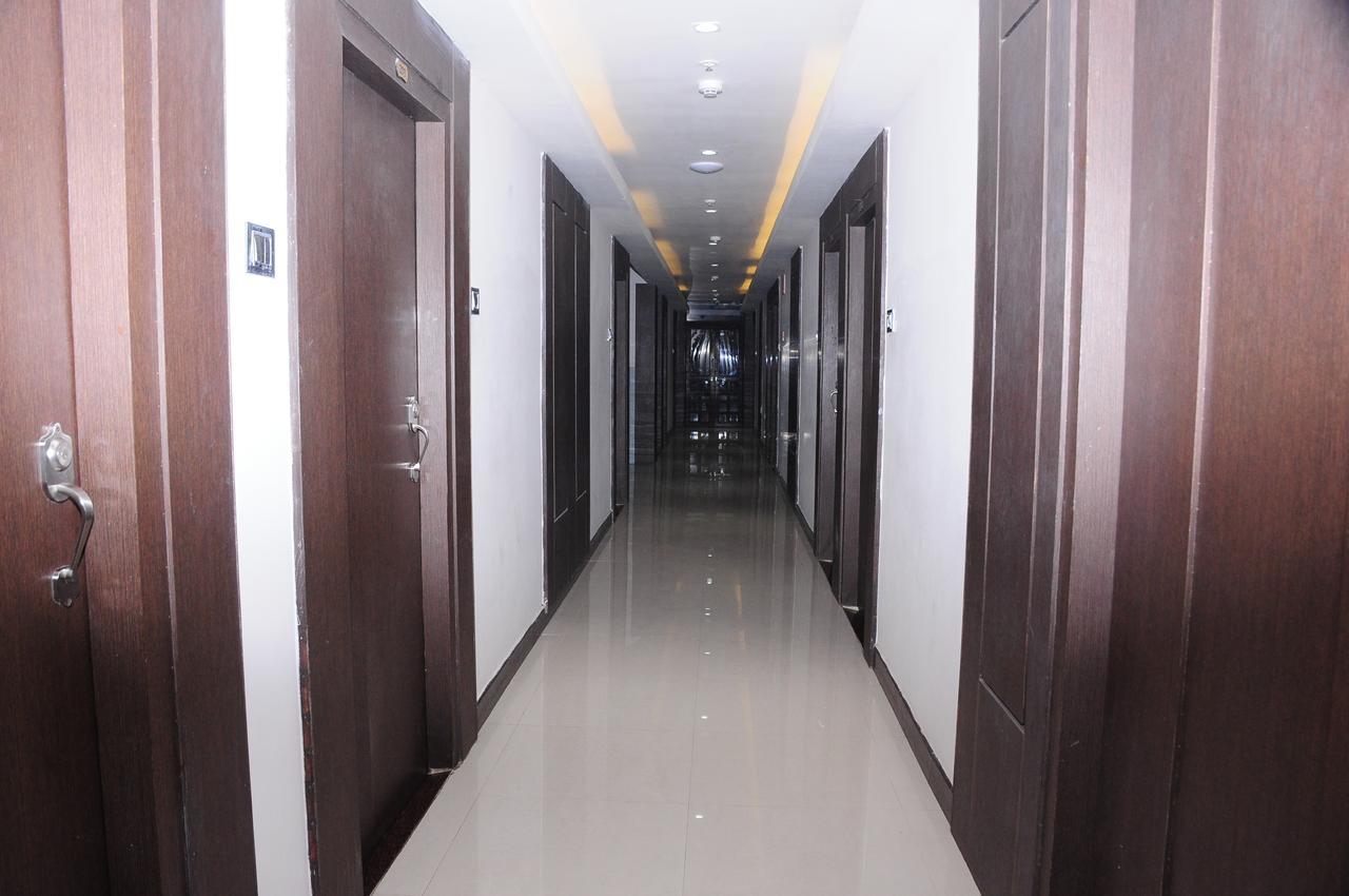 Rājahmundry Hotel Surya المظهر الخارجي الصورة