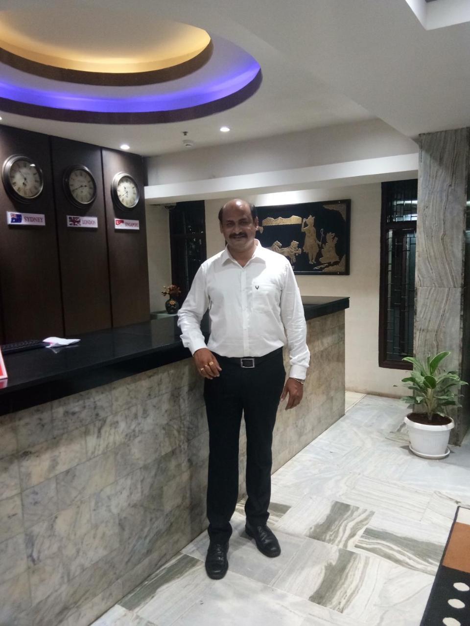 Rājahmundry Hotel Surya المظهر الخارجي الصورة